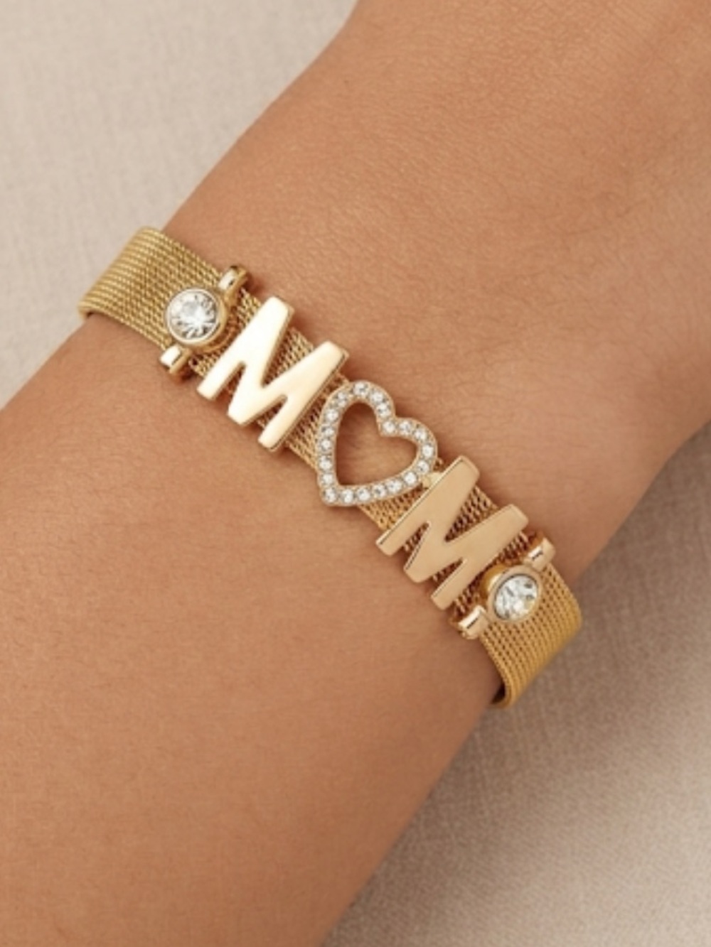 Gold 'MOM' Heart Charm Mesh Bracelet